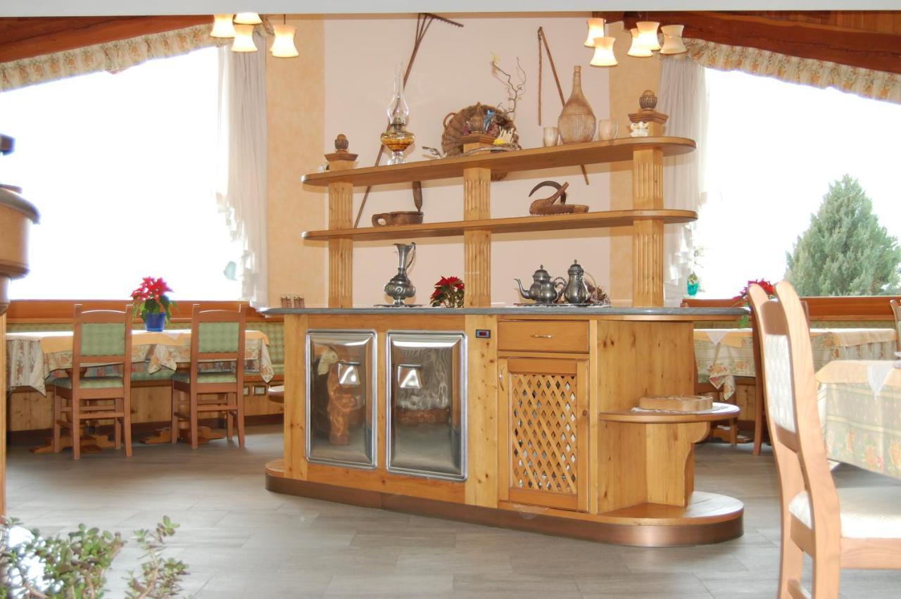 Hotel Lo Fleyé Saint-Pierre Extérieur photo