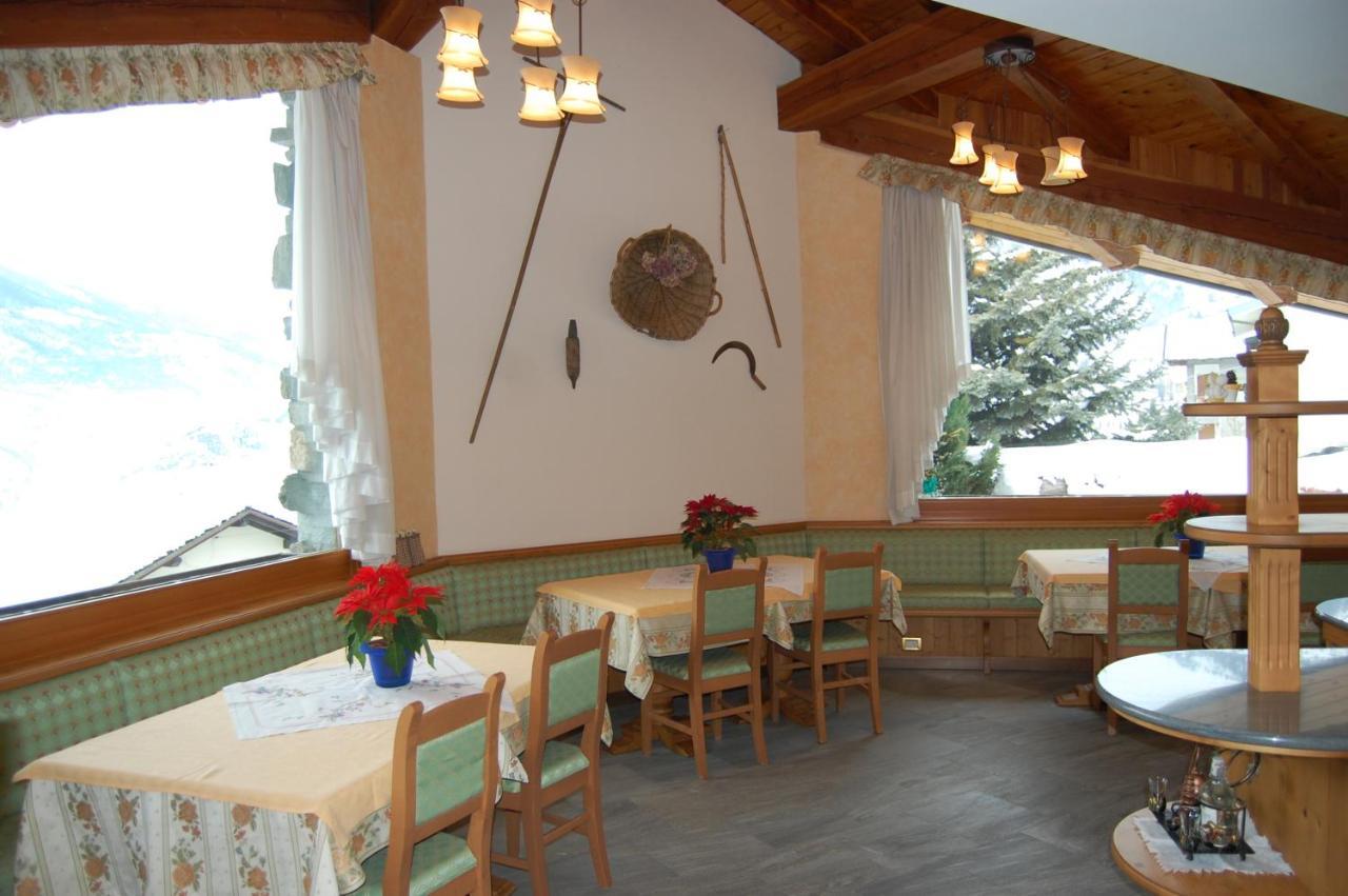 Hotel Lo Fleyé Saint-Pierre Extérieur photo